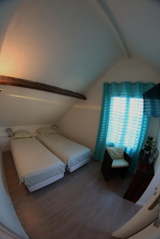 Du Cote De Chez Jos Hotel Bezons Room photo