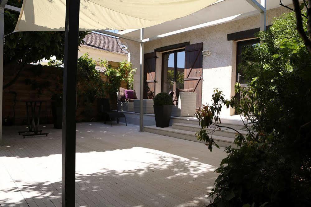 Du Cote De Chez Jos Hotel Bezons Exterior photo